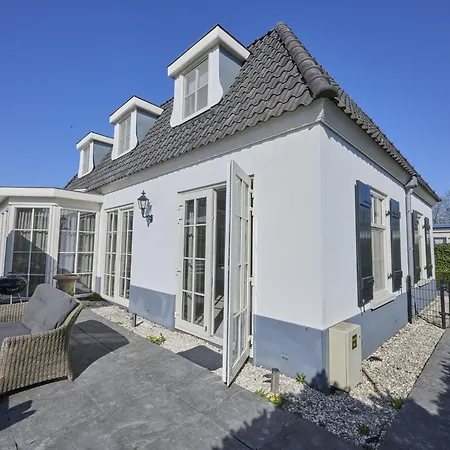 T Kaatsheuveltje 5 Vakantiehuis *