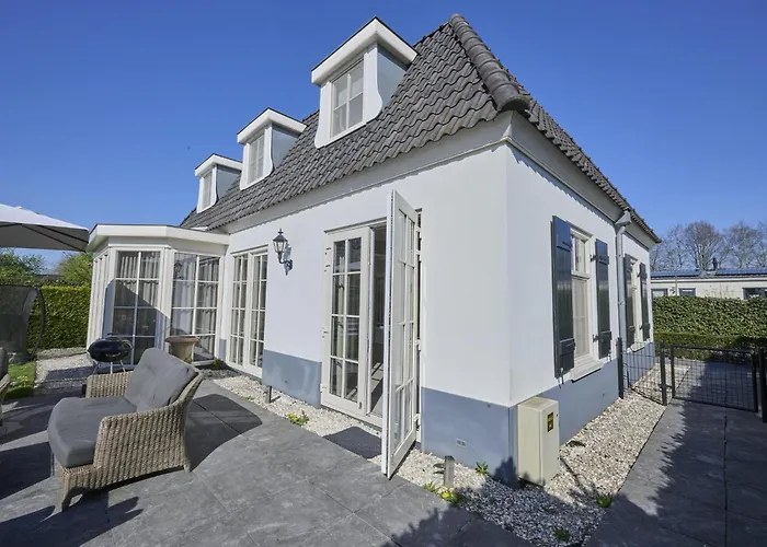 T Kaatsheuveltje 5 Hébergement de vacances *