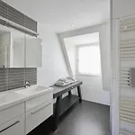 Holiday home T Kaatsheuveltje 5 Kaatsheuvel